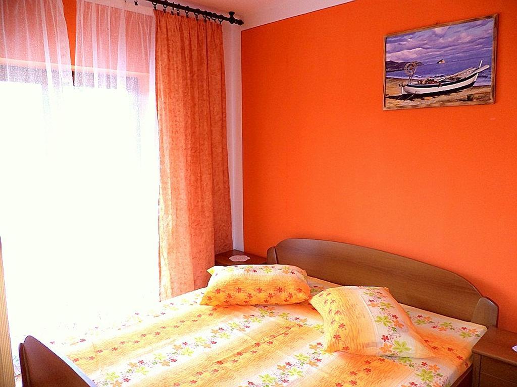Apartments Vesna Kampor Esterno foto