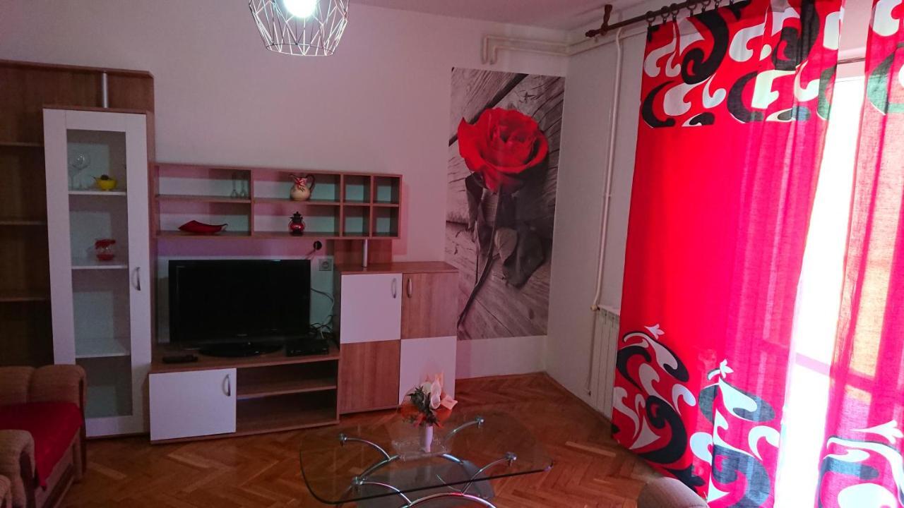 Apartments Vesna Kampor Esterno foto